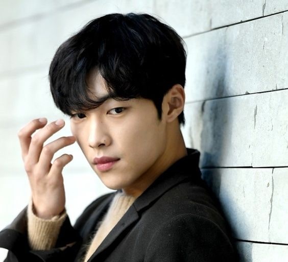 Woo Do Hwan
