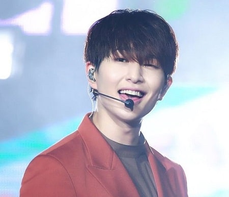 Onew