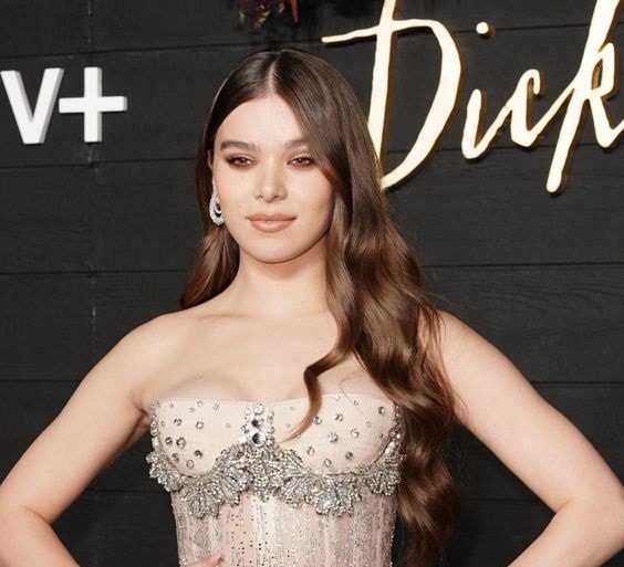 Hailee Steinfeld