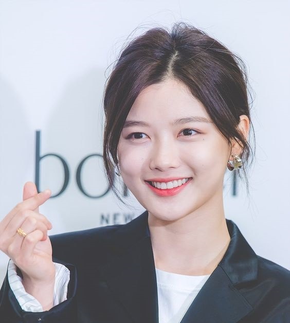 Kim Yoo-jung