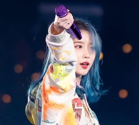IU