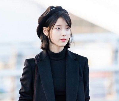 IU