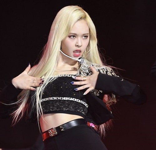 E:U