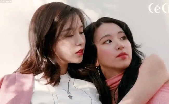 Mina & Chaeyoung