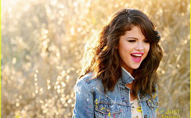 gårdsplads parallel buket Hit the Lights - Best Songs by Selena Gomez (Update)