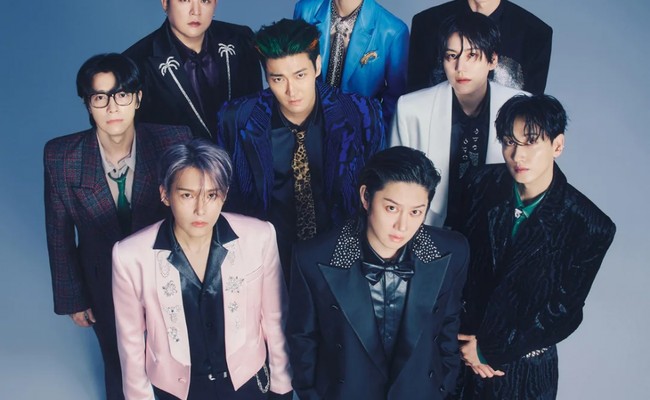 SUPER JUNIOR