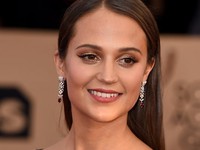 Alicia Vikander