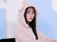 Mo Han (莫寒)