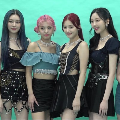 momoland boom boom song