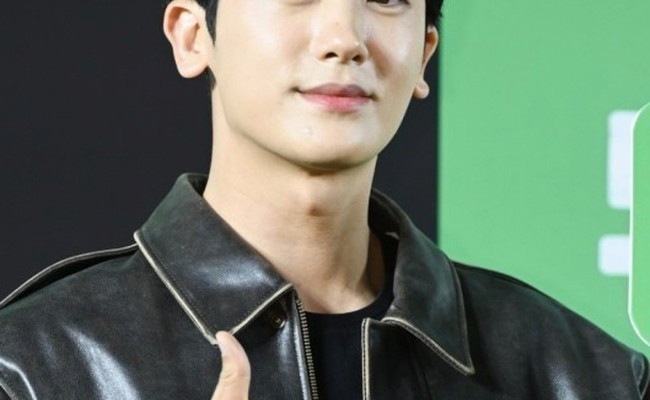 Park Hyungsik