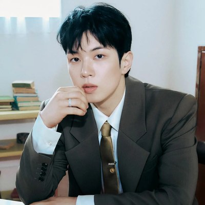 Yoo Hweseung