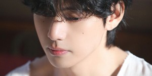 V BTS