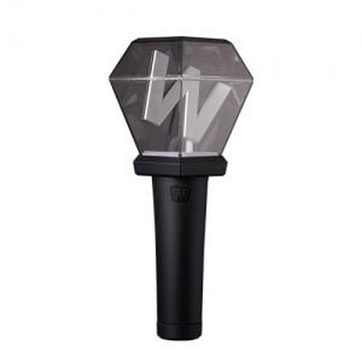 NU'EST W