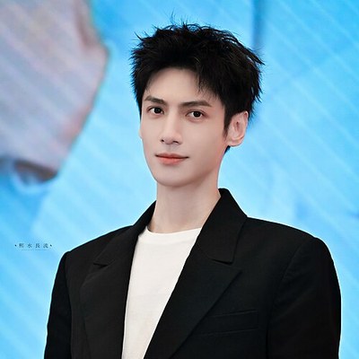 Luo Yunxi