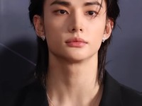 Hwang Hyunjin