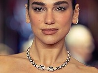 Dua Lipa