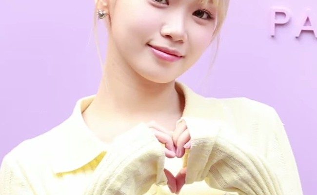 Kim Chaewon