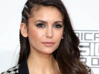 Nina Dobrev