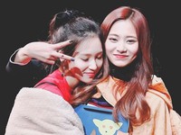 Tzuyu & Mina