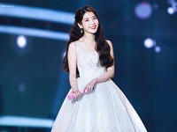 IU