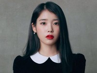 IU
