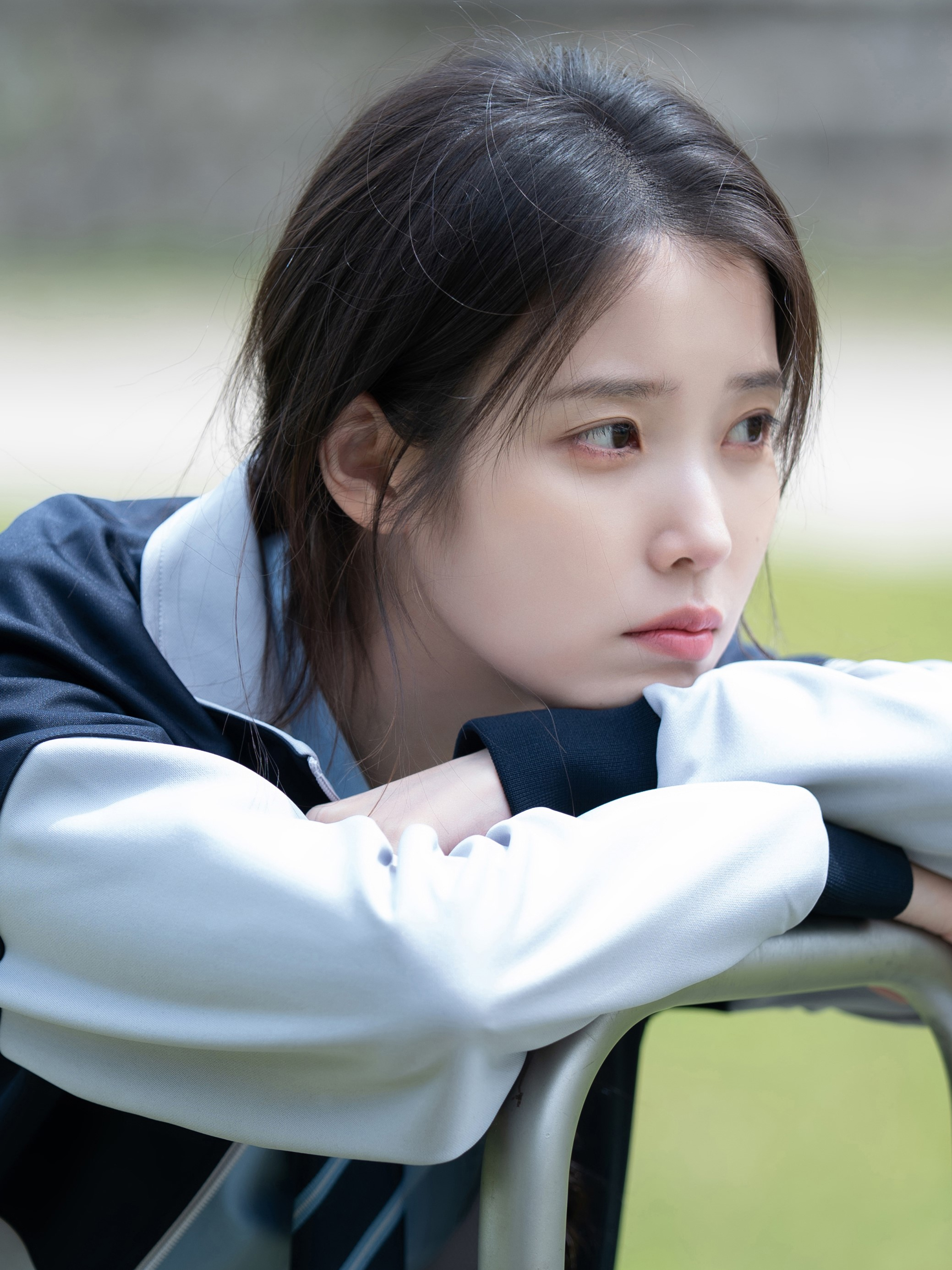 IU