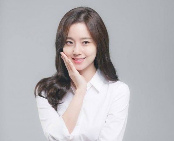 Moon Chae Won
