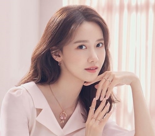 YoonA