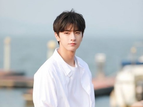 Lin Yi