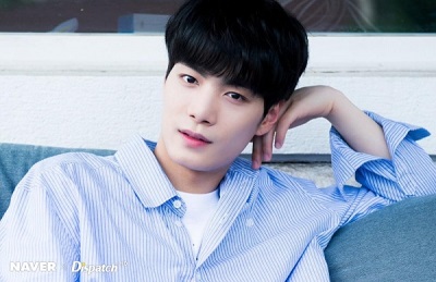 JR