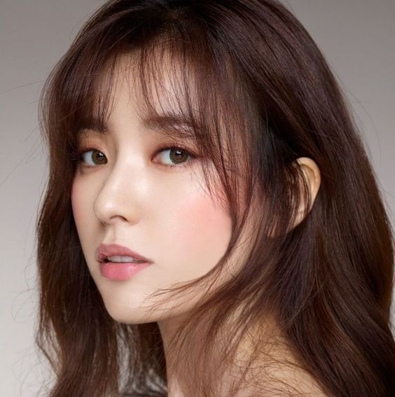 Han Hyo Joo